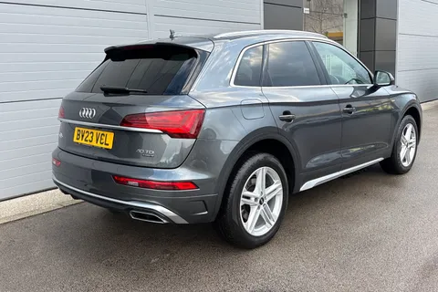 BV23VCL Audi Q5 2.0 TDI 40 S line S Tronic quattro Euro 6 (s/s) 5dr Thumbnail #30
