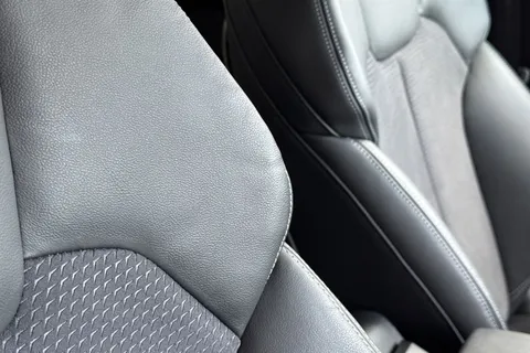 BV23VCL Audi Q5 2.0 TDI 40 S line S Tronic quattro Euro 6 (s/s) 5dr Thumbnail #40