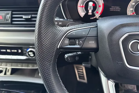 BV23VCL Audi Q5 2.0 TDI 40 S line S Tronic quattro Euro 6 (s/s) 5dr Thumbnail #54