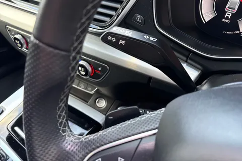 BV23VCL Audi Q5 2.0 TDI 40 S line S Tronic quattro Euro 6 (s/s) 5dr Thumbnail #55