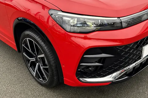 ISZ7266 Volkswagen Tiguan 1.5 TSI 272 eHybrid R-Line 5dr DSG | Heated Seats | ACC | NAV Thumbnail #10
