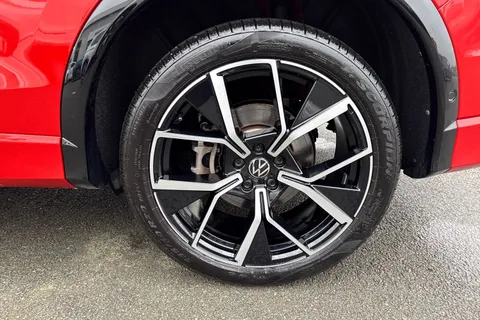 ISZ7266 Volkswagen Tiguan 1.5 TSI 272 eHybrid R-Line 5dr DSG | Heated Seats | ACC | NAV Thumbnail #13
