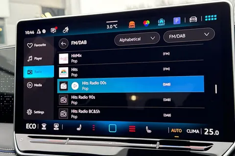ISZ7266 Volkswagen Tiguan 1.5 TSI 272 eHybrid R-Line 5dr DSG | Heated Seats | ACC | NAV Thumbnail #29