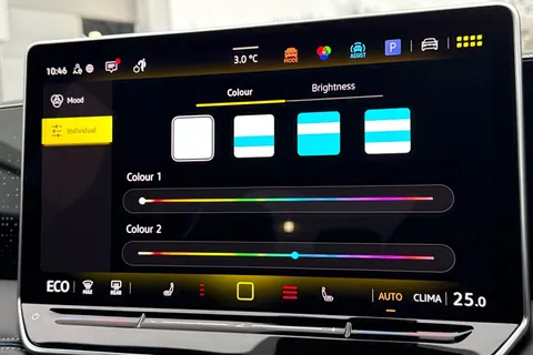 ISZ7266 Volkswagen Tiguan 1.5 TSI 272 eHybrid R-Line 5dr DSG | Heated Seats | ACC | NAV Thumbnail #32