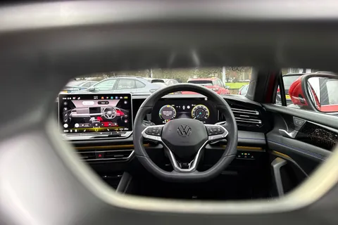 ISZ7266 Volkswagen Tiguan 1.5 TSI 272 eHybrid R-Line 5dr DSG | Heated Seats | ACC | NAV Thumbnail #43