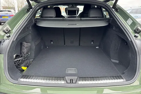  Audi Q5 2.0 TDI Edition 1 Sportback S Tronic quattro Euro 6 (s/s) 5dr Thumbnail #7