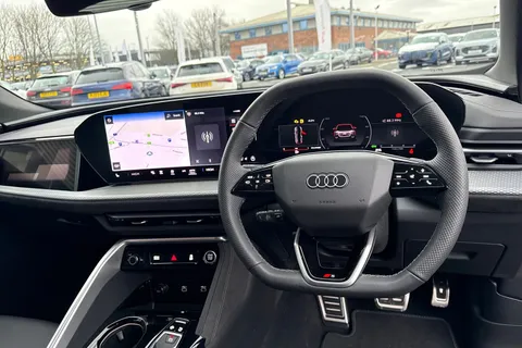  Audi Q5 2.0 TDI Edition 1 Sportback S Tronic quattro Euro 6 (s/s) 5dr Thumbnail #18