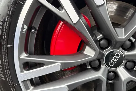  Audi Q5 2.0 TDI Edition 1 Sportback S Tronic quattro Euro 6 (s/s) 5dr Thumbnail #26