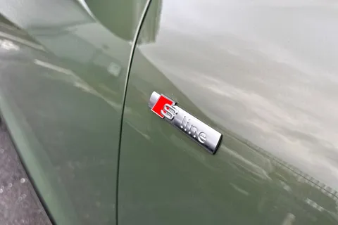  Audi Q5 2.0 TDI Edition 1 Sportback S Tronic quattro Euro 6 (s/s) 5dr Thumbnail #27