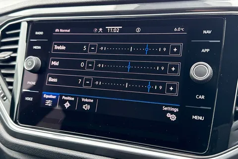 KS71GDU Volkswagen T-Roc 2.0 TDI EVO R-Line 5dr DSG Thumbnail #56