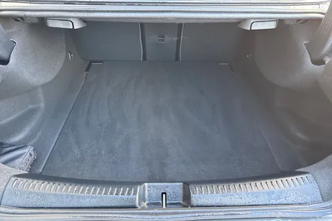 FH24DSO Mercedes-Benz Cla Class 1.3 CLA180h MHEV AMG Line (Executive) Coupe 7G-DCT Euro 6 (s/s) 4dr Thumbnail #8