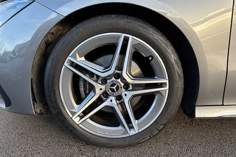 FH24DSO Mercedes-Benz Cla Class 1.3 CLA180h MHEV AMG Line (Executive) Coupe 7G-DCT Euro 6 (s/s) 4dr Thumbnail #13