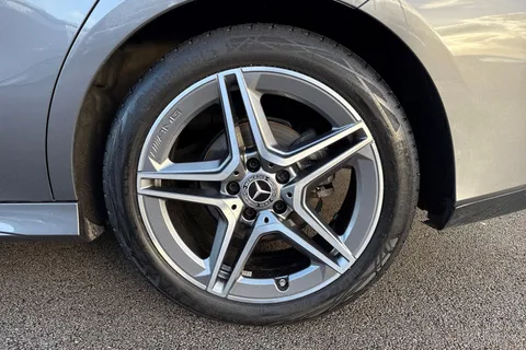 FH24DSO Mercedes-Benz Cla Class 1.3 CLA180h MHEV AMG Line (Executive) Coupe 7G-DCT Euro 6 (s/s) 4dr Thumbnail #14