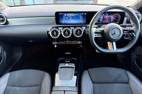FH24DSO Mercedes-Benz Cla Class 1.3 CLA180h MHEV AMG Line (Executive) Coupe 7G-DCT Euro 6 (s/s) 4dr Thumbnail #28