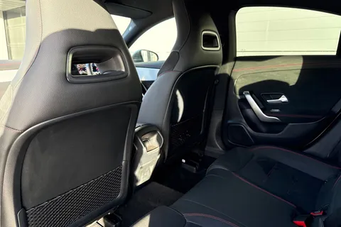 FH24DSO Mercedes-Benz Cla Class 1.3 CLA180h MHEV AMG Line (Executive) Coupe 7G-DCT Euro 6 (s/s) 4dr Thumbnail #31