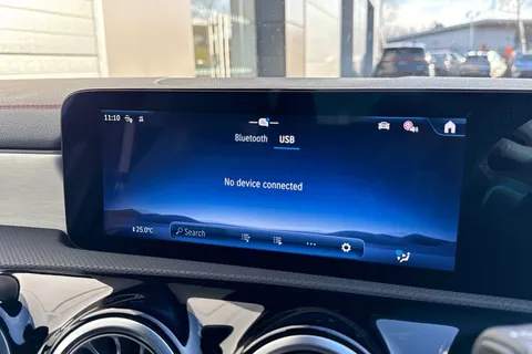 FH24DSO Mercedes-Benz Cla Class 1.3 CLA180h MHEV AMG Line (Executive) Coupe 7G-DCT Euro 6 (s/s) 4dr Thumbnail #46