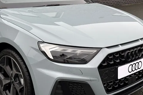  Audi A1 1.0 TFSI 25 Black Edition Sportback S Tronic Euro 6 (s/s) 5dr Thumbnail #9