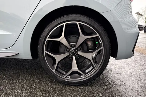  Audi A1 1.0 TFSI 25 Black Edition Sportback S Tronic Euro 6 (s/s) 5dr Thumbnail #13