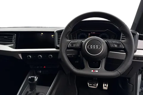  Audi A1 1.0 TFSI 25 Black Edition Sportback S Tronic Euro 6 (s/s) 5dr Thumbnail #18