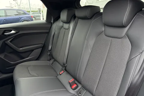  Audi A1 1.0 TFSI 25 Black Edition Sportback S Tronic Euro 6 (s/s) 5dr Thumbnail #19