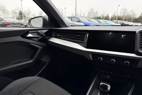  Audi A1 1.0 TFSI 25 Black Edition Sportback S Tronic Euro 6 (s/s) 5dr Thumbnail #20