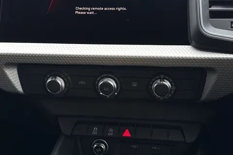  Audi A1 1.0 TFSI 25 Black Edition Sportback S Tronic Euro 6 (s/s) 5dr Thumbnail #22