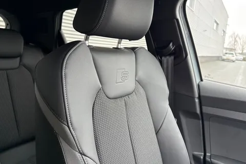  Audi A1 1.0 TFSI 25 Black Edition Sportback S Tronic Euro 6 (s/s) 5dr Thumbnail #46