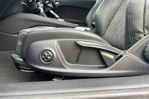 PN72MVT Audi TT Coup- Black Edition 40 TFSI  197 PS S tronic Thumbnail #39