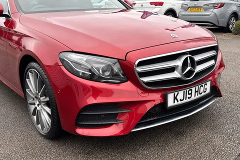 KJ19HCG Mercedes-Benz E Class 2.9 E400d AMG Line G-Tronic+ 4MATIC Euro 6 (s/s) 4dr Thumbnail #8
