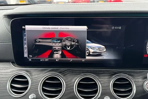 KJ19HCG Mercedes-Benz E Class 2.9 E400d AMG Line G-Tronic+ 4MATIC Euro 6 (s/s) 4dr Thumbnail #21