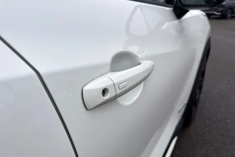 DX72YWR Nissan Juke 1.6 Premiere Edition Auto Euro 6 5dr Thumbnail #29