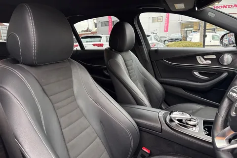 KJ19HCG Mercedes-Benz E Class 2.9 E400d AMG Line G-Tronic+ 4MATIC Euro 6 (s/s) 4dr Thumbnail #23