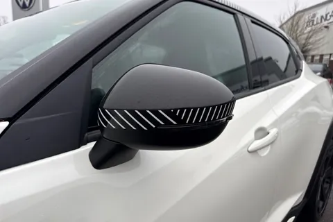 DX72YWR Nissan Juke 1.6 Premiere Edition Auto Euro 6 5dr Thumbnail #32