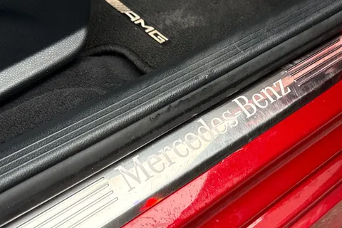 KJ19HCG Mercedes-Benz E Class 2.9 E400d AMG Line G-Tronic+ 4MATIC Euro 6 (s/s) 4dr Thumbnail #29