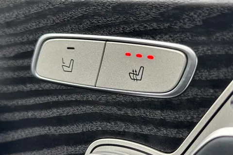 KJ19HCG Mercedes-Benz E Class 2.9 E400d AMG Line G-Tronic+ 4MATIC Euro 6 (s/s) 4dr Thumbnail #38