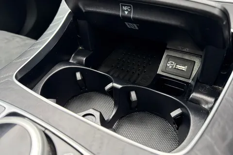 KJ19HCG Mercedes-Benz E Class 2.9 E400d AMG Line G-Tronic+ 4MATIC Euro 6 (s/s) 4dr Thumbnail #42