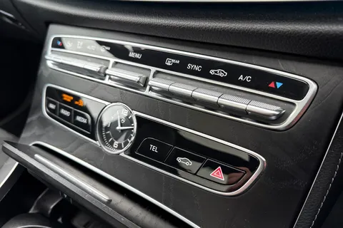 KJ19HCG Mercedes-Benz E Class 2.9 E400d AMG Line G-Tronic+ 4MATIC Euro 6 (s/s) 4dr Thumbnail #43