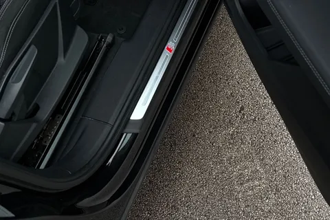 SK20XCO Audi Q3 2.0 TFSI 40 S line S Tronic quattro Euro 6 (s/s) 5dr Thumbnail #31