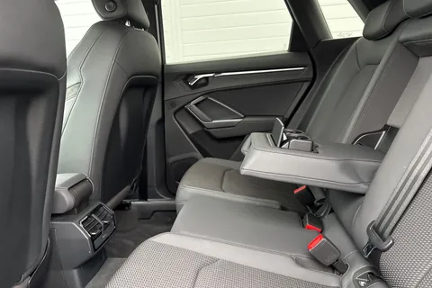 SK20XCO Audi Q3 2.0 TFSI 40 S line S Tronic quattro Euro 6 (s/s) 5dr Thumbnail #37