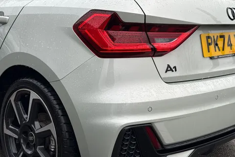 PK74YVP Audi A1 Black Edition 30 TFSI  116 PS 6-speed Thumbnail #9