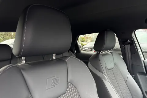 PK74YVP Audi A1 Black Edition 30 TFSI  116 PS 6-speed Thumbnail #25