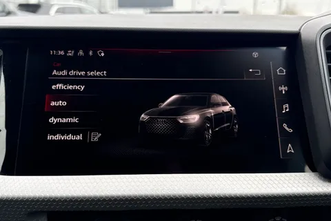 PK74YVP Audi A1 Black Edition 30 TFSI  116 PS 6-speed Thumbnail #38