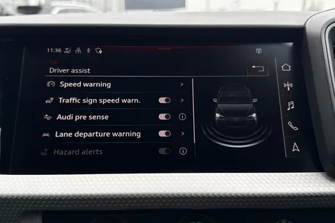 PK74YVP Audi A1 Black Edition 30 TFSI  116 PS 6-speed Thumbnail #39