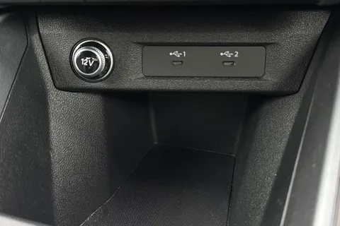 PK74YVP Audi A1 Black Edition 30 TFSI  116 PS 6-speed Thumbnail #42