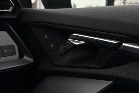 BG25ZKE Audi A3 S line 30 TFSI  116 PS S tronic Thumbnail #21