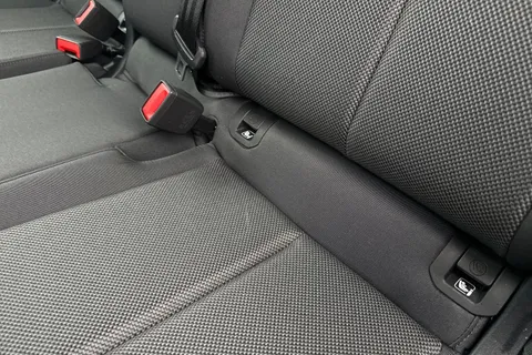 SF74ZGM Audi Q3 Sport 35 TFSI  150 PS S tronic Thumbnail #36