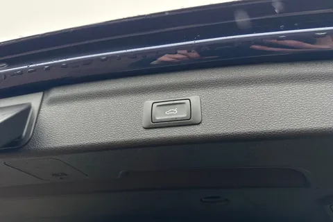 SF74ZGM Audi Q3 Sport 35 TFSI  150 PS S tronic Thumbnail #40