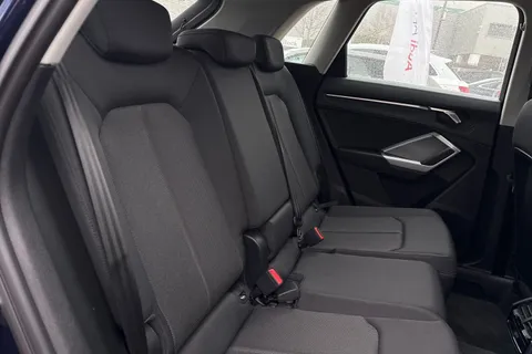 SF74ZGM Audi Q3 Sport 35 TFSI  150 PS S tronic Thumbnail #42