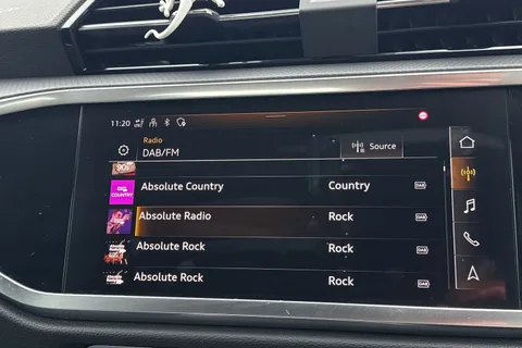 SF74ZGM Audi Q3 Sport 35 TFSI  150 PS S tronic Thumbnail #55