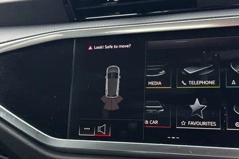 SF74ZGM Audi Q3 Sport 35 TFSI  150 PS S tronic Thumbnail #58